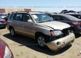 2005 TOYOTA HIGHLANDER