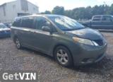 2014 TOYOTA SIENNA LE 8-PASSENGER
