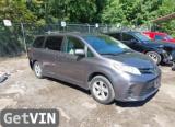 2019 TOYOTA SIENNA LE 8-PASSENGER