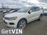 2011 VOLKSWAGEN TOUAREG VR6 LUX