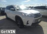 2018 TOYOTA HIGHLANDER LE