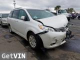 2015 TOYOTA SIENNA XLE 8-PASSENGER