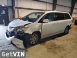 2015 TOYOTA SIENNA XLE 8-PASSENGER