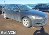 2013 VOLKSWAGEN PASSAT SE
