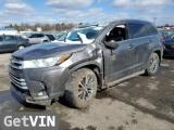 2017 TOYOTA HIGHLANDER XLE