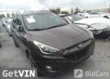 2014 HYUNDAI TUCSON SE