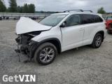 2015 TOYOTA HIGHLANDER XLE